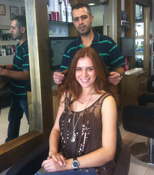 נלה גולדברג היפה אצל אבי משיח נלה גולדברג היפה אצל אבי משיח