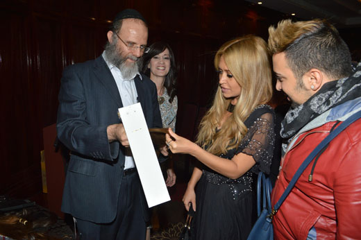 בתמונה אביבית בר זוהר ומנכ"ל פרימיום הייר יגאל קרן בתמונה אביבית בר זוהר ומנכ"ל פרימיום הייר יגאל קרן