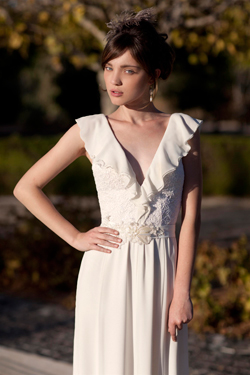 שמלות כלה של אלון לבנה במכירה מיוחדת