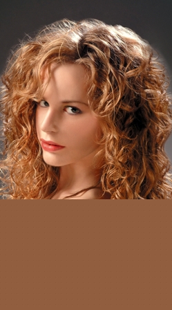 קיץ מתולתל במראה נערי 