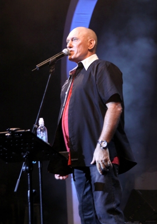 תשאלו את שלומי שבת מה השעה