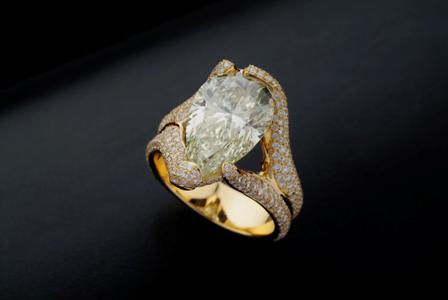 טבעת יהלום ב-240000 ש"ח