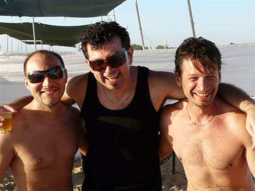 HEADS על החוף - יגאל גוט, ראובן טפר ומיטש סולימנוב.